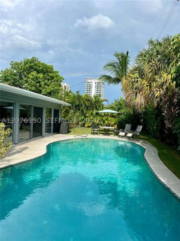1241 Manor Dr, Singer Island, FL 33404