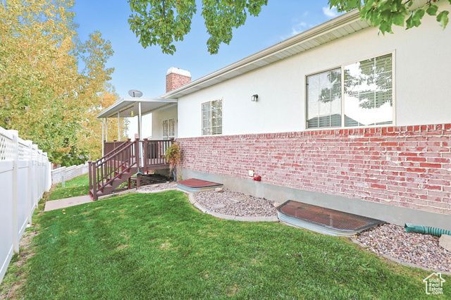 558 S OAK LN, Tooele, UT 84074