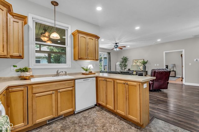 478 Glenview Drive, Greencastle, IN 46135