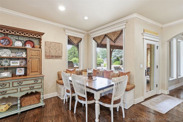 5621 W Charleston Street, Broken Arrow, OK 74011