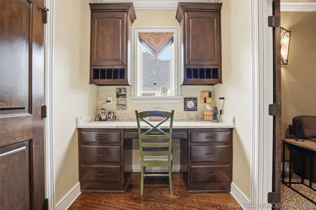 5621 W Charleston Street, Broken Arrow, OK 74011