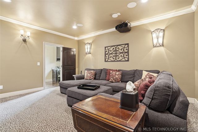 5621 W Charleston Street, Broken Arrow, OK 74011