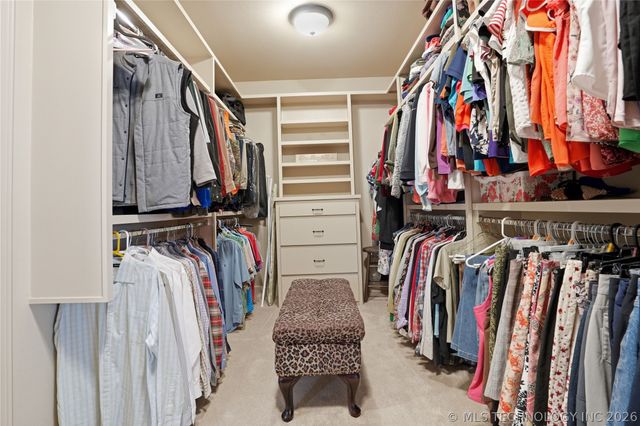 5621 W Charleston Street, Broken Arrow, OK 74011