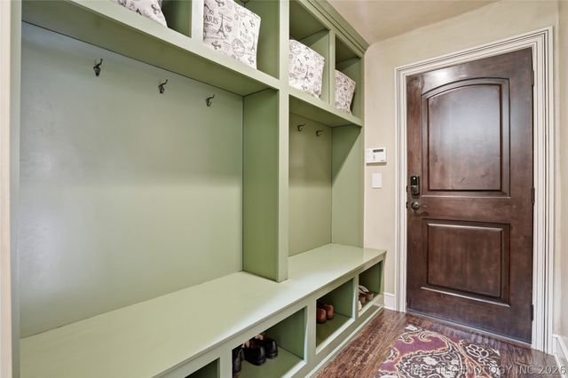 5621 W Charleston Street, Broken Arrow, OK 74011