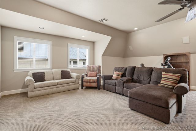 5621 W Charleston Street, Broken Arrow, OK 74011