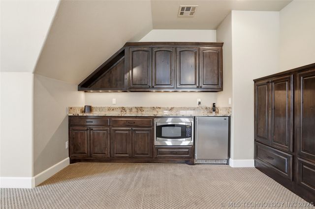 5621 W Charleston Street, Broken Arrow, OK 74011