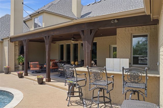 5621 W Charleston Street, Broken Arrow, OK 74011