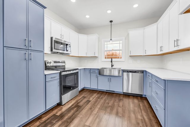 1465 Isaiah Dr, Clarksville, TN 37042