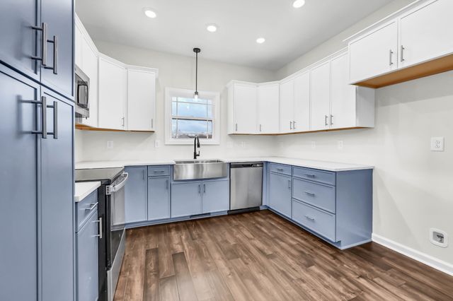 1465 Isaiah Dr, Clarksville, TN 37042