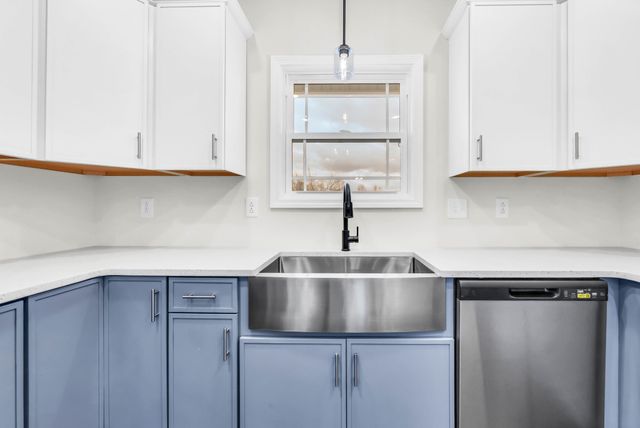 1465 Isaiah Dr, Clarksville, TN 37042