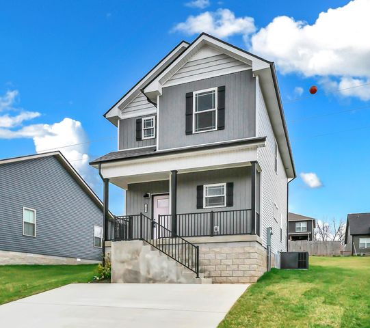 1465 Isaiah Dr, Clarksville, TN 37042