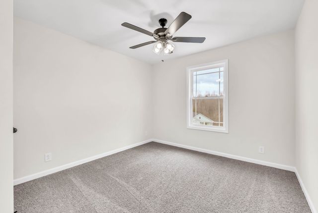 1465 Isaiah Dr, Clarksville, TN 37042