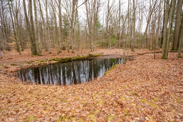 4202 E Pontaluna Road, Fruitport, MI 49415