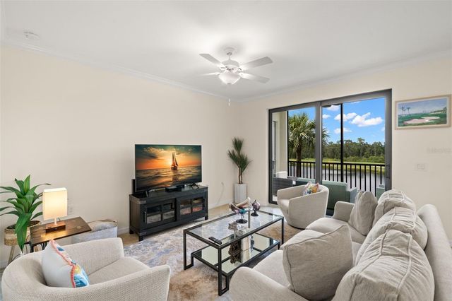 17520 GAWTHROP DRIVE 303, Bradenton, FL 34211