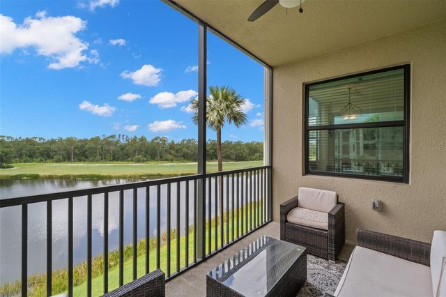 17520 GAWTHROP DRIVE 303, Bradenton, FL 34211