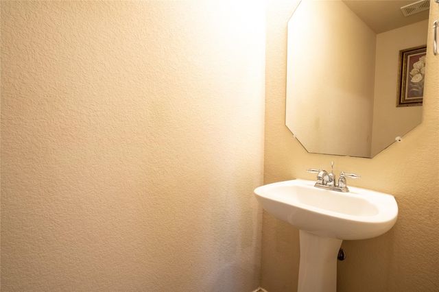 1524 Big Thicket DR, Cedar Park, TX 78613