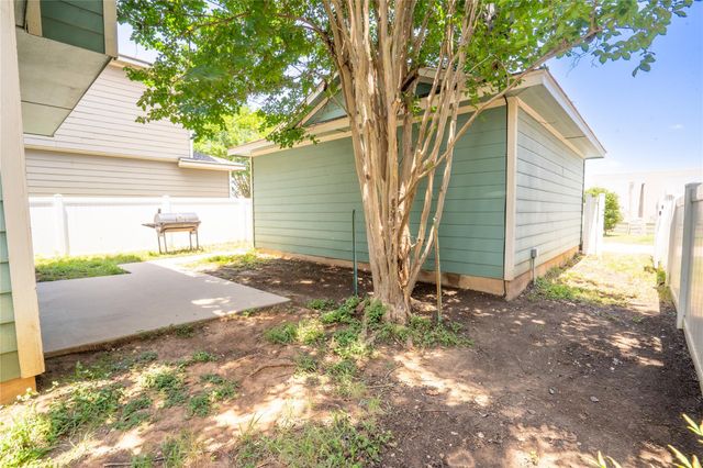 1524 Big Thicket DR, Cedar Park, TX 78613