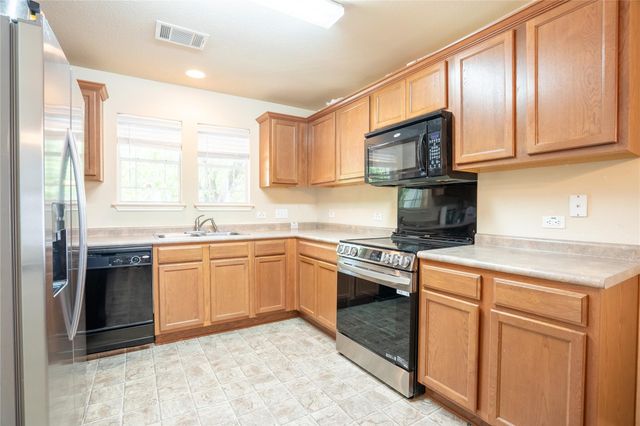 1524 Big Thicket DR, Cedar Park, TX 78613