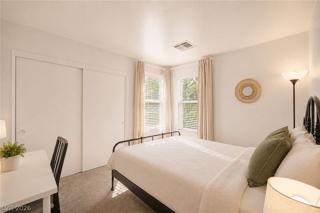 1125 Cathedral Ridge Street, Henderson, NV 89052