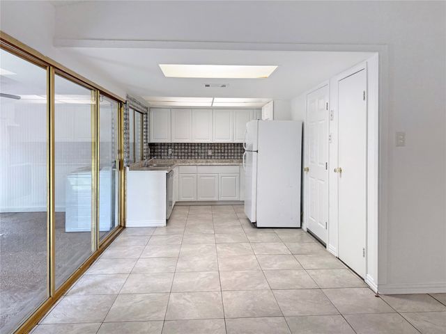 1010 Westbrook Drive, Garland, TX 75043