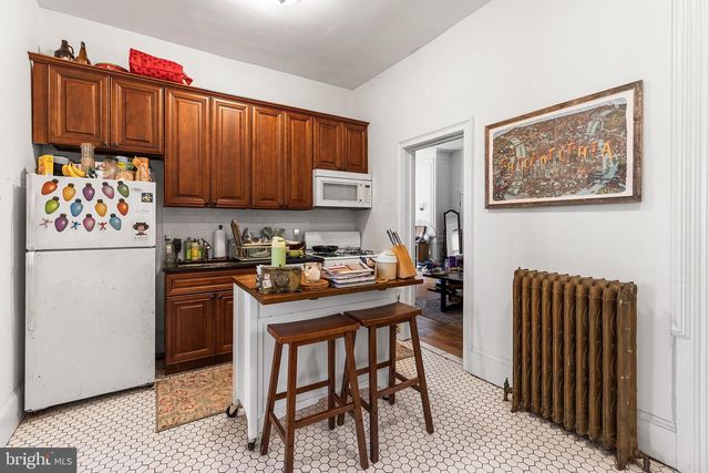 348 GREEN LN, Philadelphia, PA 19128