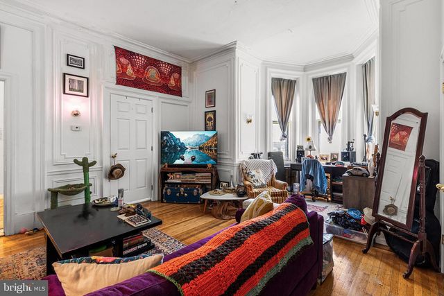 348 GREEN LN, Philadelphia, PA 19128