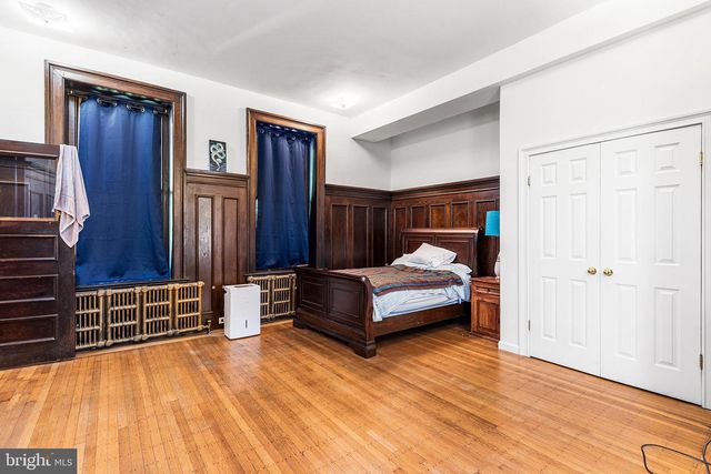 348 GREEN LN, Philadelphia, PA 19128