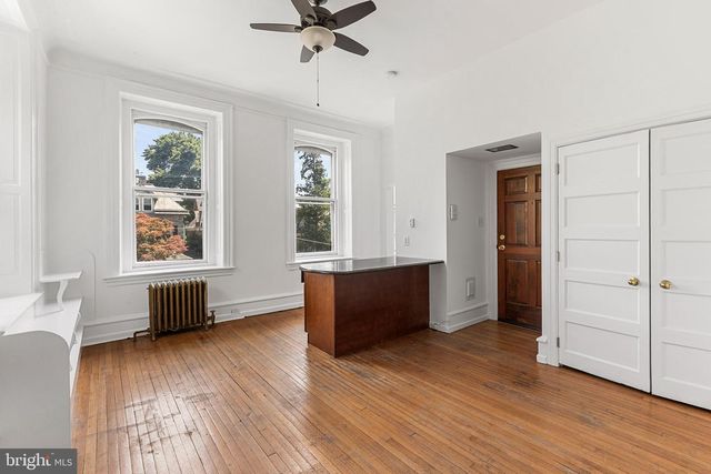 348 GREEN LN, Philadelphia, PA 19128