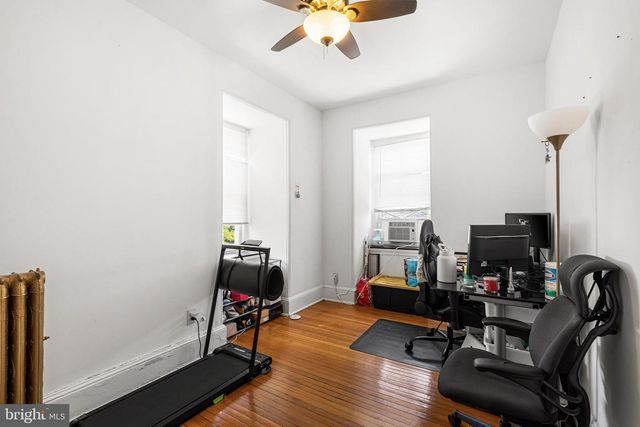 348 GREEN LN, Philadelphia, PA 19128