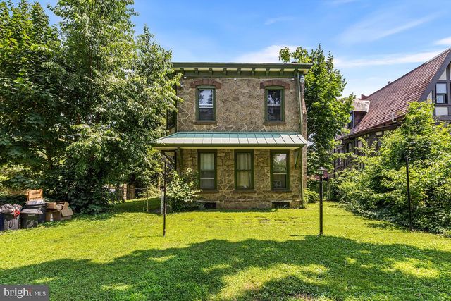 348 GREEN LN, Philadelphia, PA 19128