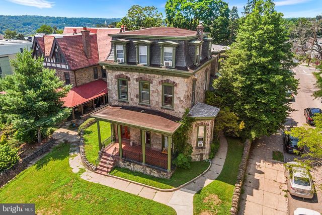 348 GREEN LN, Philadelphia, PA 19128