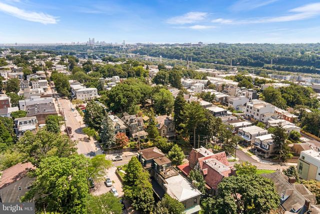 348 GREEN LN, Philadelphia, PA 19128
