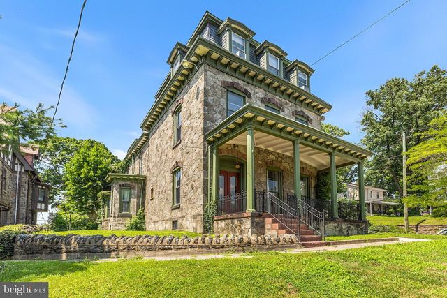 348 GREEN LN, Philadelphia, PA 19128
