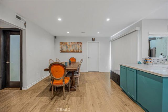 22170 James Alan Circle 1, Chatsworth, CA 91311