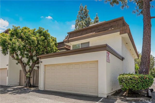22170 James Alan Circle 1, Chatsworth, CA 91311