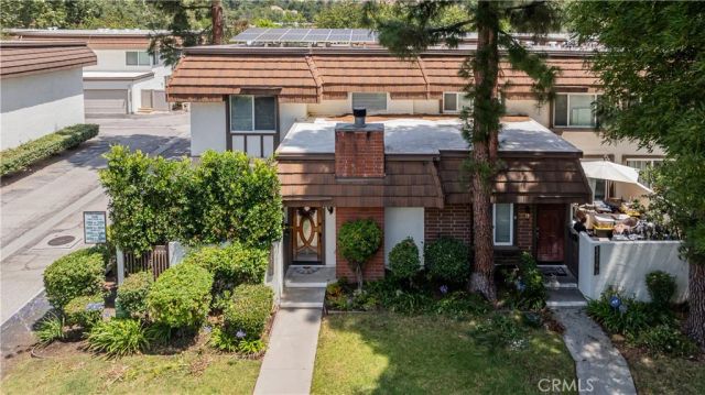 22170 James Alan Circle 1, Chatsworth, CA 91311