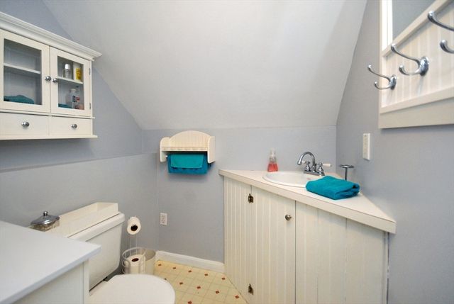 12-14 Willow St, Concord, MA 01742