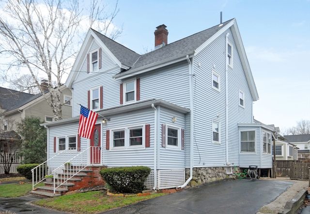 12-14 Willow St, Concord, MA 01742