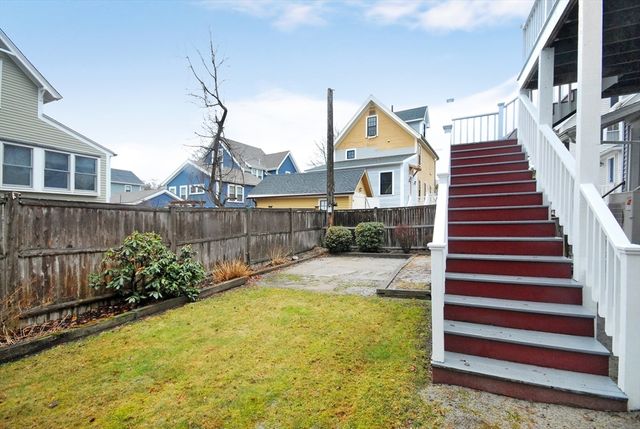 12-14 Willow St, Concord, MA 01742