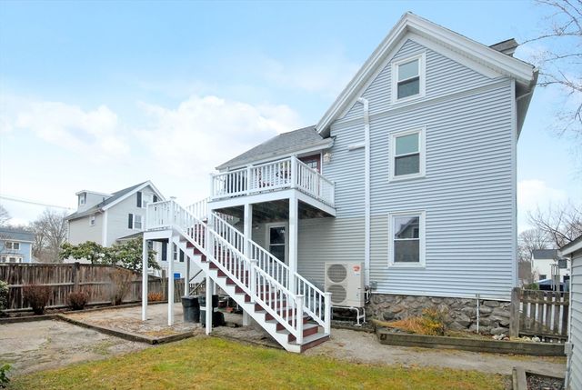 12-14 Willow St, Concord, MA 01742