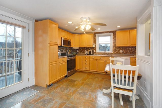 12-14 Willow St, Concord, MA 01742