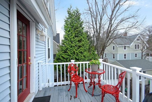 12-14 Willow St, Concord, MA 01742