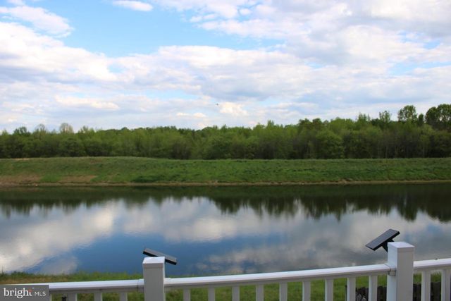 10216 OSAGE DR, Fredericksburg, VA 22408