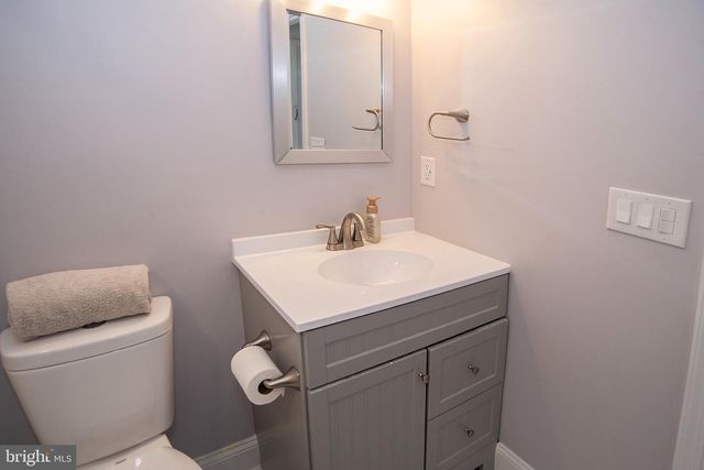 10216 OSAGE DR, Fredericksburg, VA 22408