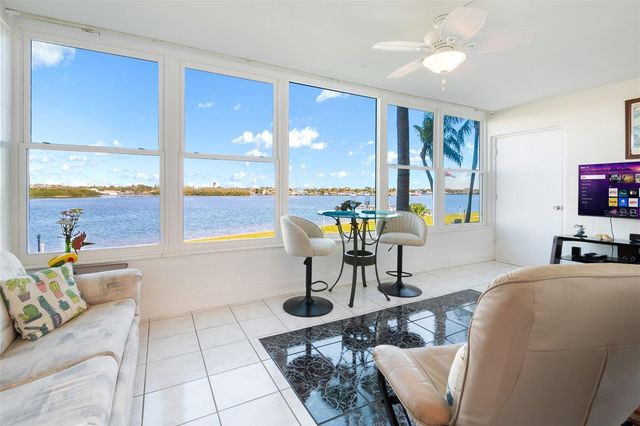 1847 SHORE DRIVE S 204, South Pasadena, FL 33707