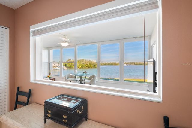 1847 SHORE DRIVE S 204, South Pasadena, FL 33707