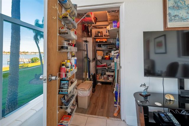 1847 SHORE DRIVE S 204, South Pasadena, FL 33707