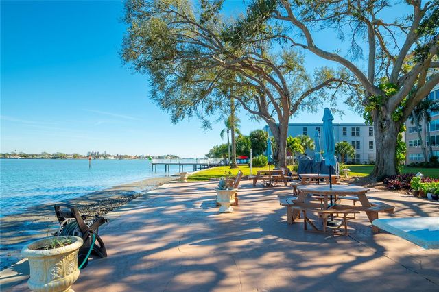 1847 SHORE DRIVE S 204, South Pasadena, FL 33707