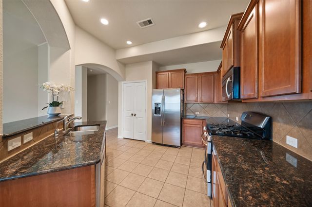 14818 Fall Creek Preserve Drive, Humble, TX 77396