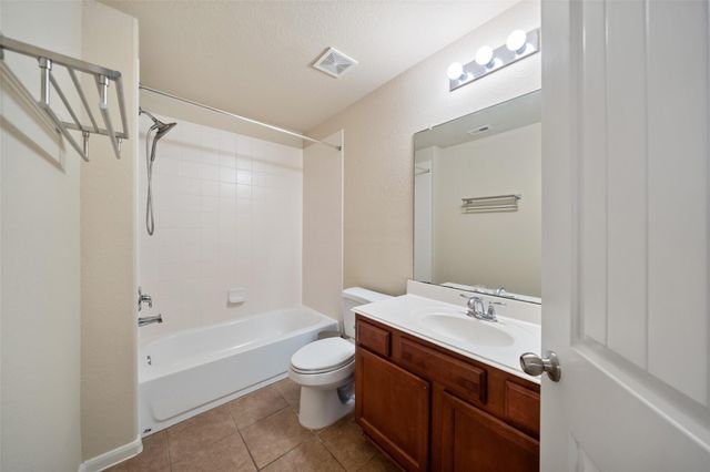 14818 Fall Creek Preserve Drive, Humble, TX 77396